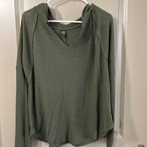 Women's Green Long Sleeve Top with Hood